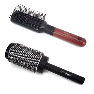 High Resolution Photography of Hair Brushes by Dynamic Digital Advertising