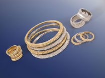 Product Photography of gold jewlery from belfiore